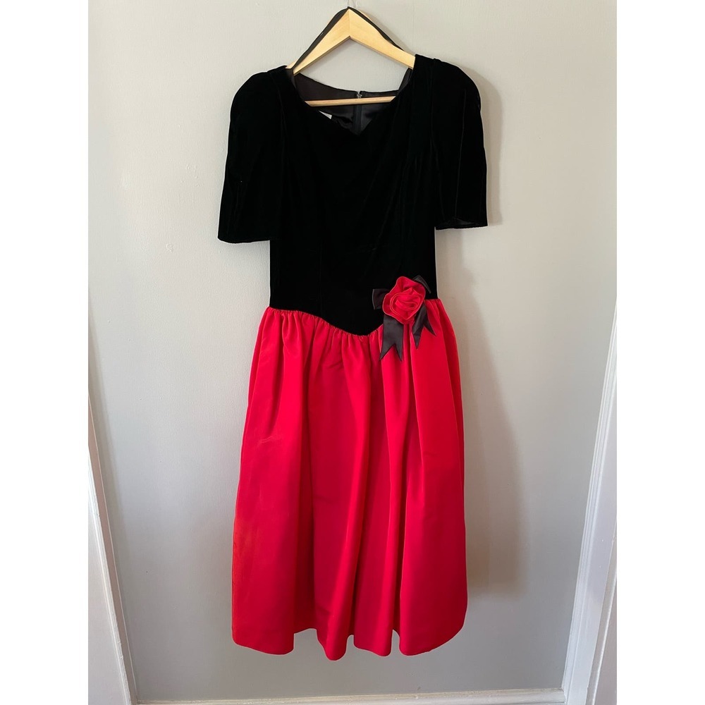 Vintage Gunne Sax by Jessica McClintock Velvet Rose Dress